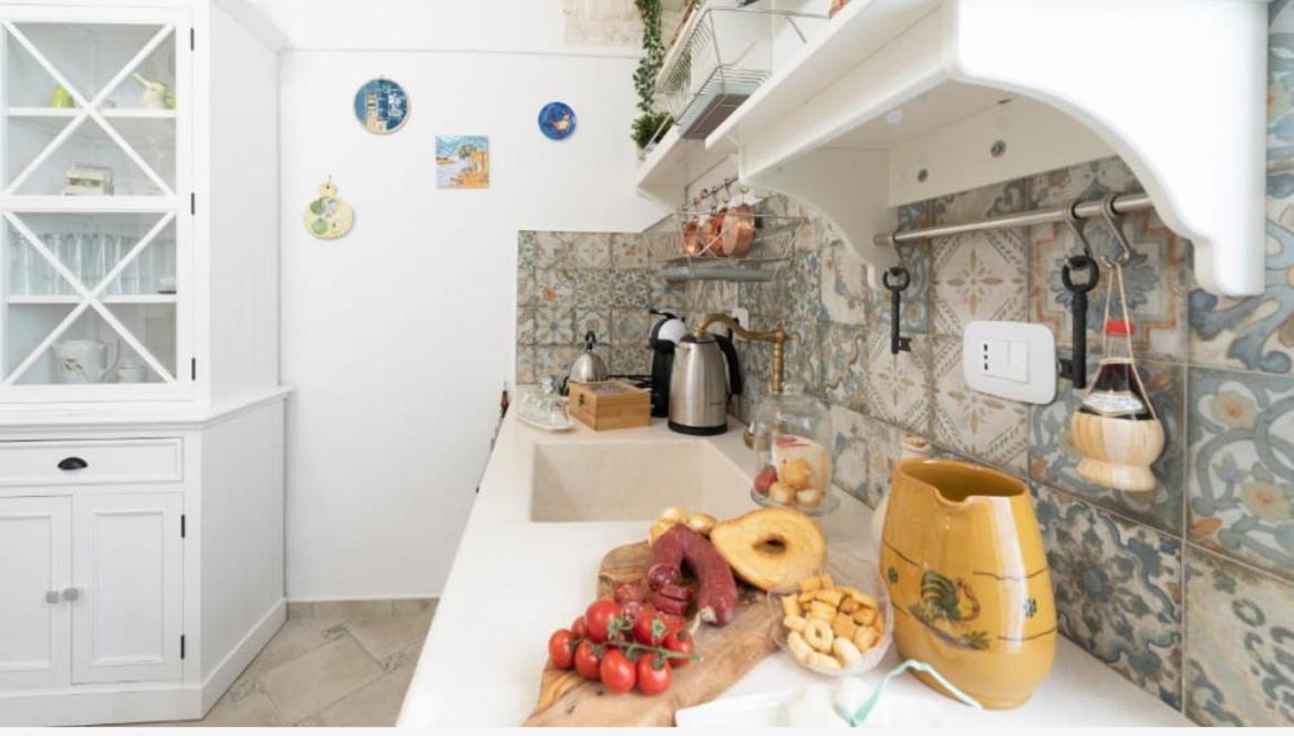 Le Alcove Del Leopardi Villa Ostuni Bagian luar foto